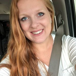 Meet your Posher, Lacey